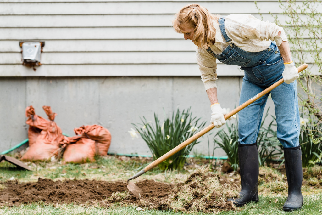 Infographic showing calories burned during spring gardening tasks like weeding and mowing.